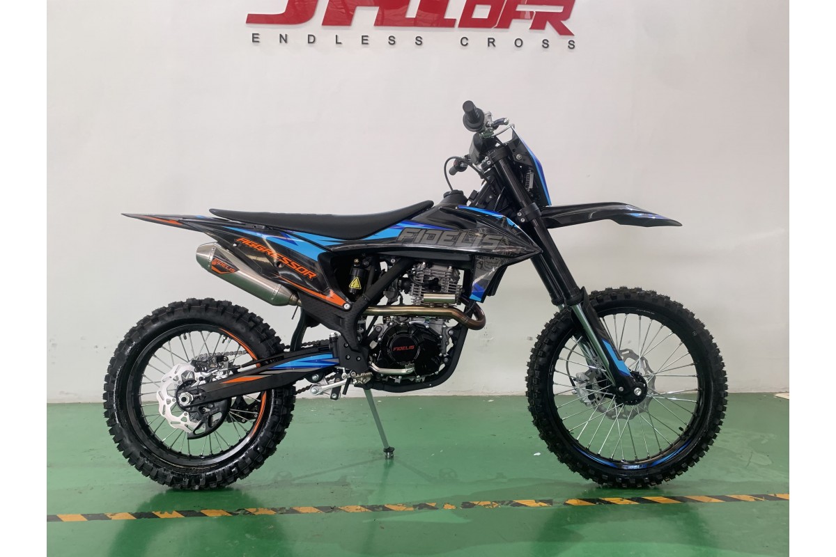 fidelis-moto-aggressor-2-1200x800